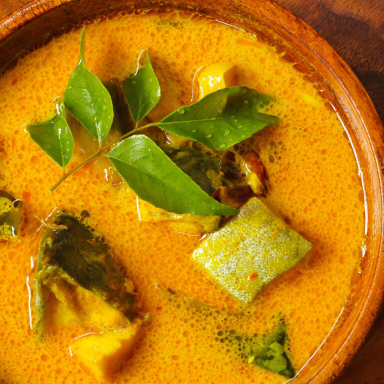 One-Pot Thai Coconut Curry (Vegan)